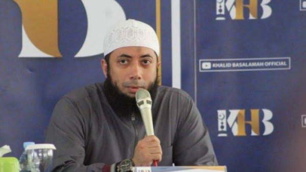 Ust. Khalid Basalamah